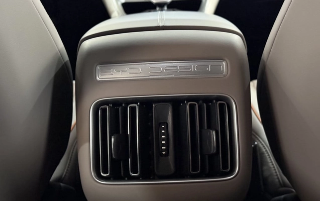 imagem-https://www.socarrao.com.br/sc-vehicle-images-prod/3439897/1787688762238-vehicle_image_1787688734_615025d1a08a492179f049846a957d47.jpeg