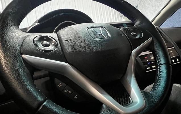 imagem-https://www.socarrao.com.br/sc-vehicle-images-prod/3439919/1789389777543-8416156_20_B_c3910e838a.jpeg