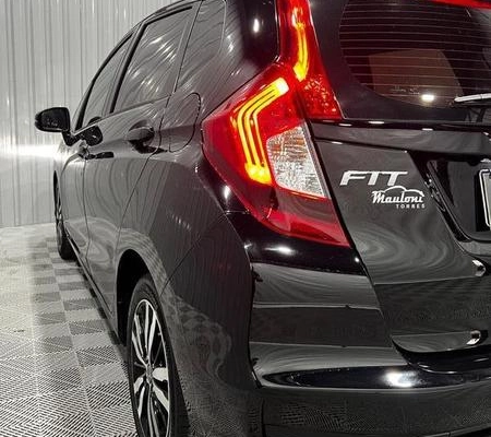 imagem-https://www.socarrao.com.br/sc-vehicle-images-prod/3439919/1789389777561-8416156_19_B_e82a23e5a6.jpeg