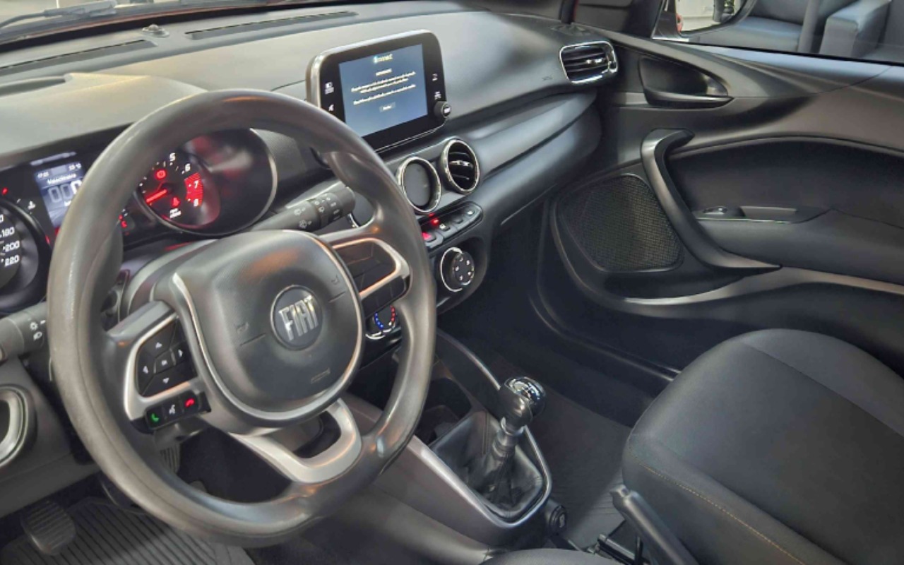 imagem-https://www.socarrao.com.br/sc-vehicle-images-prod/3439974/1787688915678-YXBwLXBob3Rvcy1mWXJvMkVkVmkzM215QlZ6akFXTXlnTGJsZkNYdVpLUy5qcGc.jpg