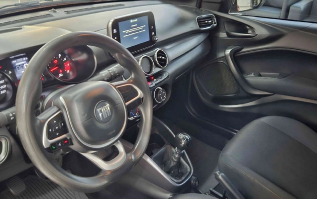 imagem-https://www.socarrao.com.br/sc-vehicle-images-prod/3439974/1787688915678-YXBwLXBob3Rvcy1mWXJvMkVkVmkzM215QlZ6akFXTXlnTGJsZkNYdVpLUy5qcGc.jpg