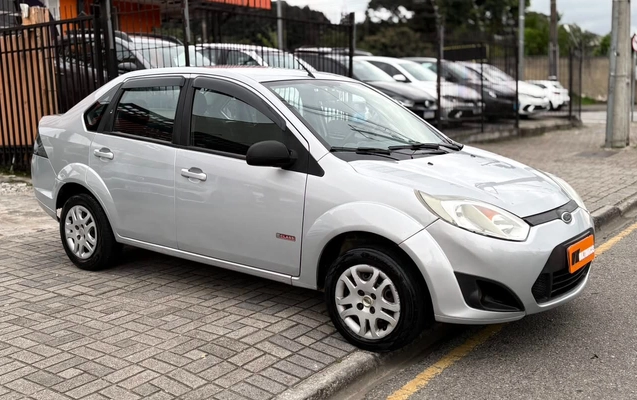 imagem-https://www.socarrao.com.br/sc-vehicle-images-prod/3439997/1787688986613-V2hhdHNBcHAgSW1hZ2UgMjAyNi0wOC0yNSBhdCAxNi40MS4zMCAoMykuanBlZw.jpeg