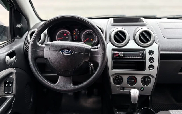 imagem-https://www.socarrao.com.br/sc-vehicle-images-prod/3439997/1787688987362-V2hhdHNBcHAgSW1hZ2UgMjAyNi0wOC0yNSBhdCAxNi40MS4zNC5qcGVn.jpeg
