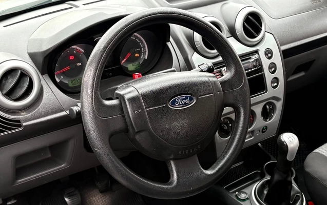 imagem-https://www.socarrao.com.br/sc-vehicle-images-prod/3439997/1787688987536-V2hhdHNBcHAgSW1hZ2UgMjAyNi0wOC0yNSBhdCAxNi40MS4zMi5qcGVn.jpeg