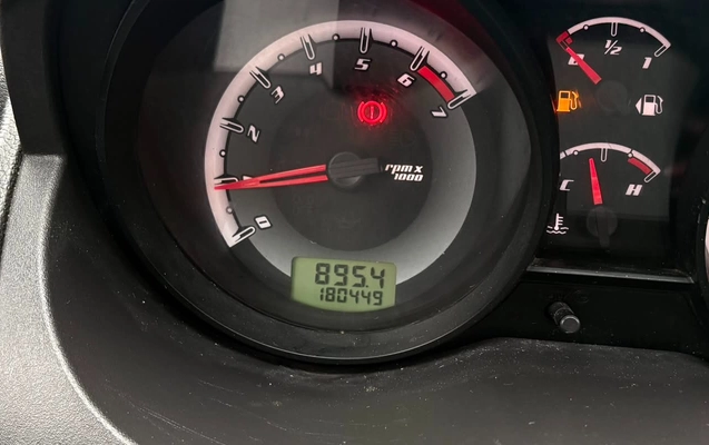 imagem-https://www.socarrao.com.br/sc-vehicle-images-prod/3439997/1787688988390-V2hhdHNBcHAgSW1hZ2UgMjAyNi0wOC0yNSBhdCAxNi40MS4zMCAoNCkuanBlZw.jpeg