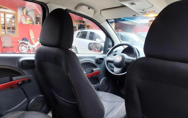 imagem-https://www.socarrao.com.br/sc-vehicle-images-prod/3440107/1787749437209-8413162_7_B_06fceb82b5.jpeg