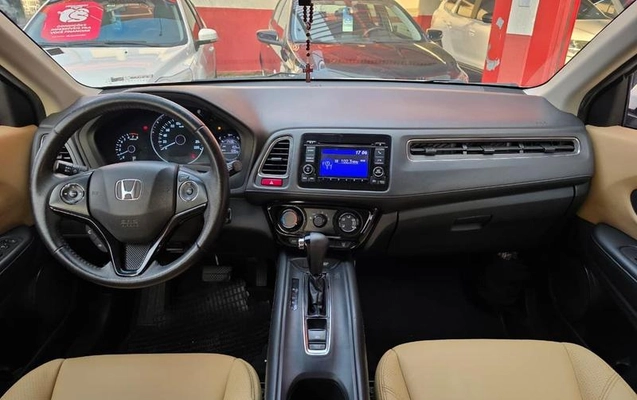imagem-https://www.socarrao.com.br/sc-vehicle-images-prod/3440123/1788405044955-8103646_19_B_42a490bc0b.jpeg