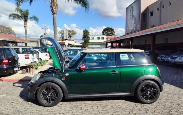 imagem-https://www.socarrao.com.br/sc-vehicle-images-prod/3440139/1788291604450-8416008_36_B_4e8c7cf4a7.jpeg
