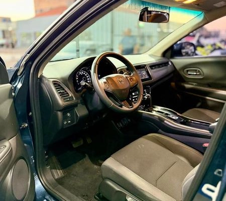 imagem-https://www.socarrao.com.br/sc-vehicle-images-prod/3440503/1787690068355-8361122_14_B_93188eb92e.jpeg