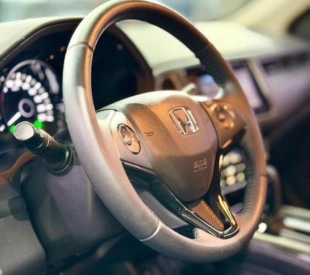 imagem-https://www.socarrao.com.br/sc-vehicle-images-prod/3440503/1787690068359-8361122_16_B_26d9ea5d25.jpeg