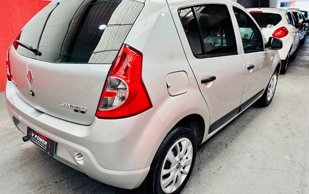 imagem-https://www.socarrao.com.br/sc-vehicle-images-prod/3440509/1787690054999-SU1HXzcxODUuanBlZw.jpeg
