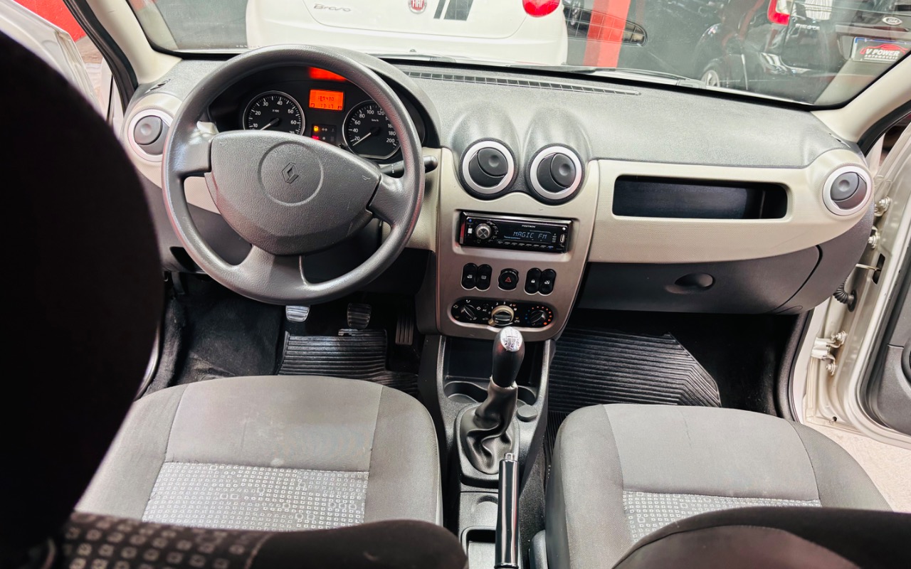 imagem-https://www.socarrao.com.br/sc-vehicle-images-prod/3440509/1787690056030-SU1HXzcxOTQuanBlZw.jpeg