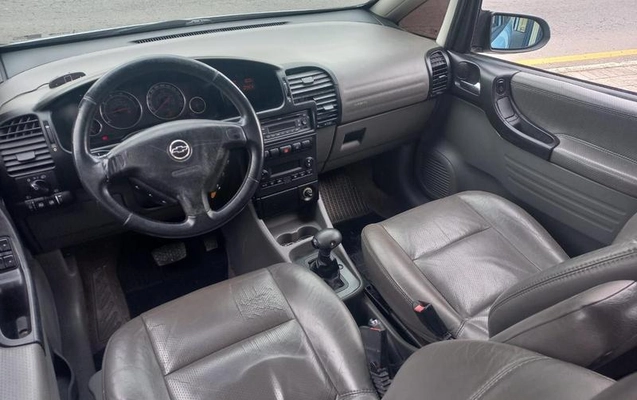 imagem-https://www.socarrao.com.br/sc-vehicle-images-prod/3440551/1788899304887-8416588_1_B_d9d39f9190.jpeg