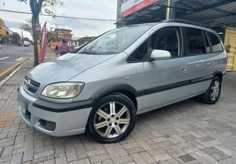 Chevrolet Zafira 2012 Prata — foto 1 de 3