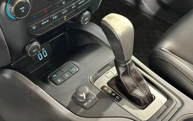 imagem-https://www.socarrao.com.br/sc-vehicle-images-prod/3440560/1787690616480-7ae7098caffa426ca989055ecb25ea5b_1787690602099.jpg