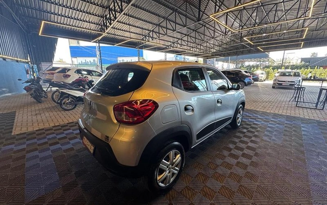 imagem-https://www.socarrao.com.br/sc-vehicle-images-prod/3440792/1787690932567-8285932_9_B_6242c6db41.jpeg
