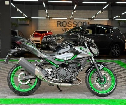 KAWASAKI Z 500 SE 2025 Cinza — foto 1 de 3