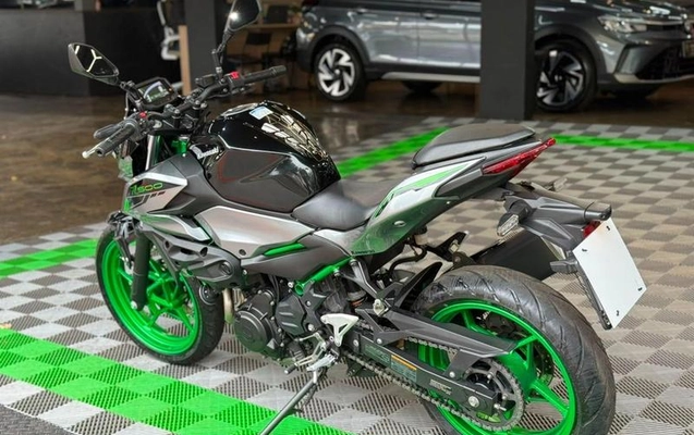 imagem-https://www.socarrao.com.br/sc-vehicle-images-prod/3440884/1787691064152-8414210_0_B_cd47afefcc.jpeg