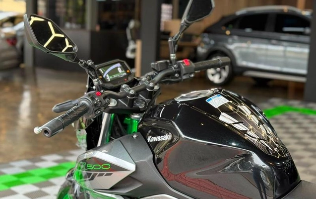 imagem-https://www.socarrao.com.br/sc-vehicle-images-prod/3440884/1787691064157-8414210_0_B_8b5f104e09.jpeg