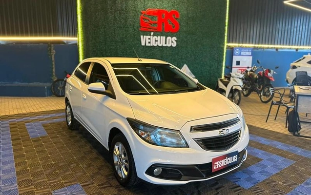 imagem-https://www.socarrao.com.br/sc-vehicle-images-prod/3440887/1787925181120-8360287_0_B_d726b56eb0.jpeg