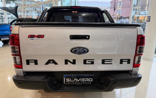 imagem-https://www.socarrao.com.br/sc-vehicle-images-prod/3440914/1789070046042-80b90fab-d88f-4904-8eef-3a0ffa65a307.jpg