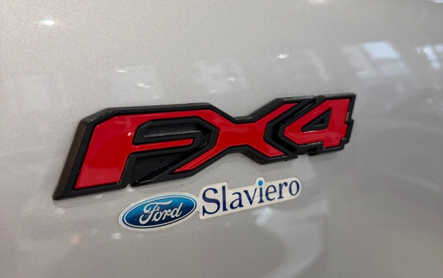 imagem-https://www.socarrao.com.br/sc-vehicle-images-prod/3440914/1789070046044-f0be57a4-aa14-49aa-8209-f462a55dcf5d.jpg