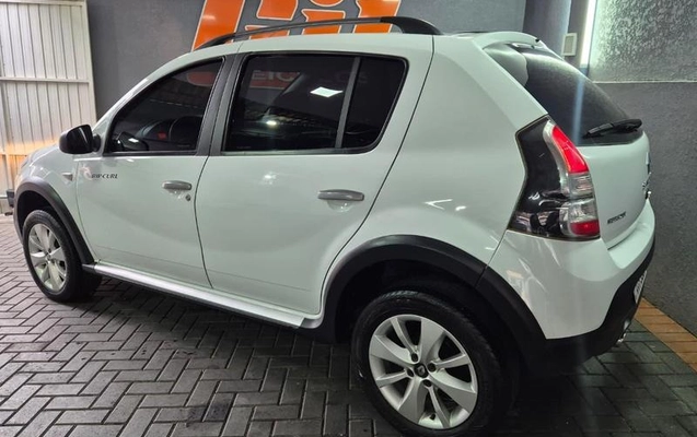 imagem-https://www.socarrao.com.br/sc-vehicle-images-prod/3440916/1787691472670-8372446_15_B_4c5cb92d6d.jpeg