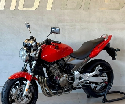 Honda CB 600F HORNET 2005 Vermelho — foto 1 de 3