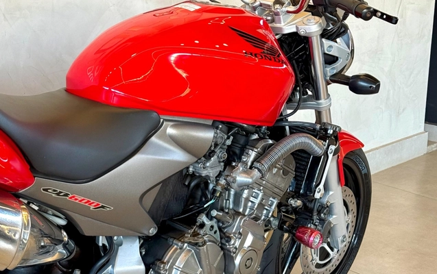imagem-https://www.socarrao.com.br/sc-vehicle-images-prod/3440920/1787691583776-V2hhdHNBcHAgSW1hZ2UgMjAyNi0wOC0yNSBhdCAxMC4wNC4xMSAoMSkuanBlZw.jpeg