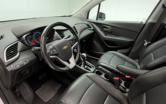 imagem-https://www.socarrao.com.br/sc-vehicle-images-prod/3440931/1787691724240-gb-98797d2.jpeg