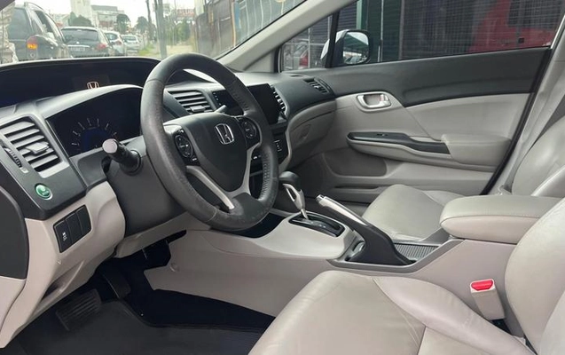 imagem-https://www.socarrao.com.br/sc-vehicle-images-prod/3440958/1787691783387-8414355_8_B_0adb23f231.jpeg