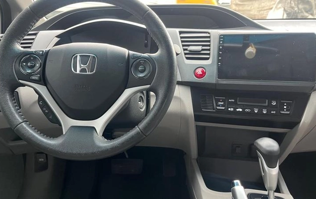 imagem-https://www.socarrao.com.br/sc-vehicle-images-prod/3440958/1787691783392-8414355_14_B_7494103c2c.jpeg