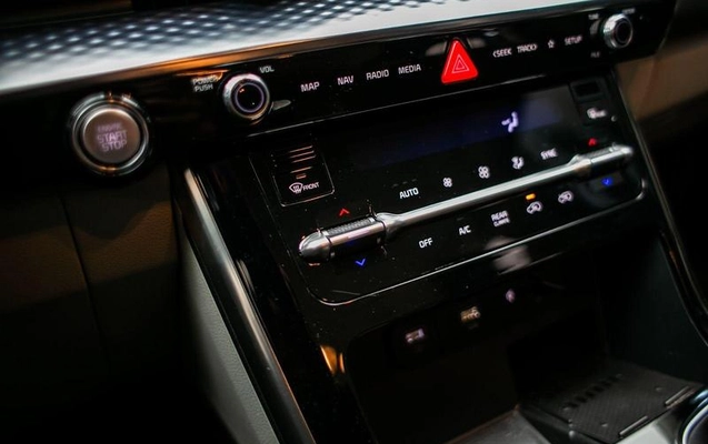 imagem-https://www.socarrao.com.br/sc-vehicle-images-prod/3440977/1788277998832-8416725_11_B_d71d66ded8.jpeg