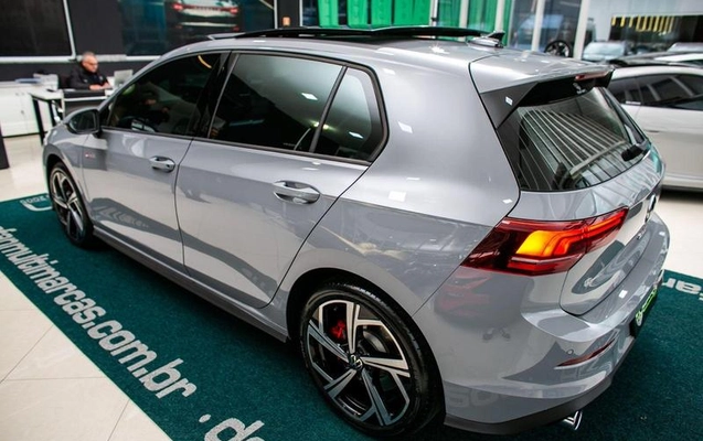 imagem-https://www.socarrao.com.br/sc-vehicle-images-prod/3441166/1788278315370-8416746_1_B_1c6034dc13.jpeg