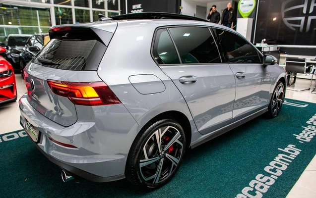 imagem-https://www.socarrao.com.br/sc-vehicle-images-prod/3441166/1788278315374-8416746_7_B_9d5f477fe2.jpeg