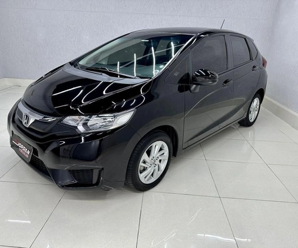 Honda Fit 2017 Preto — foto 1 de 3