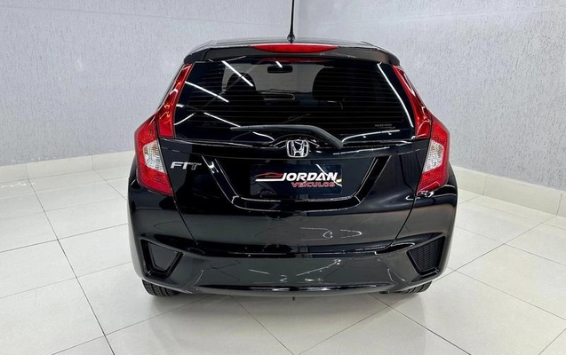 imagem-https://www.socarrao.com.br/sc-vehicle-images-prod/3441229/1788569360687-5357780_4_B_089d0b71f2.jpeg