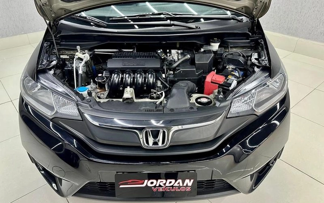 imagem-https://www.socarrao.com.br/sc-vehicle-images-prod/3441229/1788569360712-5357780_15_B_a5557bb402.jpeg