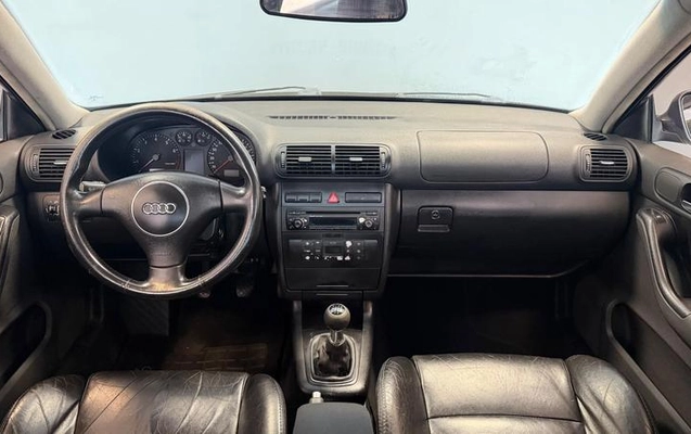 imagem-https://www.socarrao.com.br/sc-vehicle-images-prod/3441380/1787693053930-8407360_8_B_d1f889f3ed.jpeg