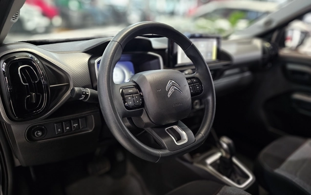imagem-https://www.socarrao.com.br/sc-vehicle-images-prod/3441409/1787693072689-1_064050.jpg