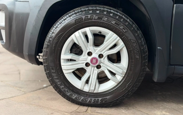 imagem-https://www.socarrao.com.br/sc-vehicle-images-prod/3441602/1787693653649-V2hhdHNBcHAgSW1hZ2UgMjAyNi0wOC0yNSBhdCAxNy40Ny40NS5qcGVn.jpeg