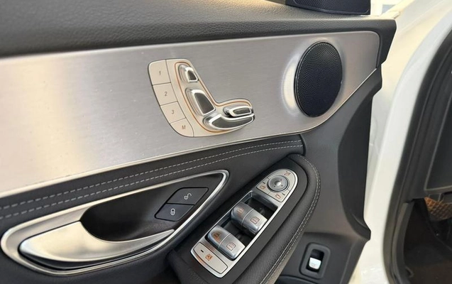imagem-https://www.socarrao.com.br/sc-vehicle-images-prod/3441637/1789065644518-8410205_10_B_9b3ea17b1e.jpeg