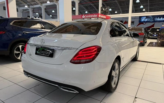 imagem-https://www.socarrao.com.br/sc-vehicle-images-prod/3441637/1789065644524-8410205_11_B_de45ab3dab.jpeg