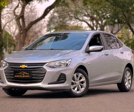 Chevrolet Onix 2023 Prata — foto 1 de 3