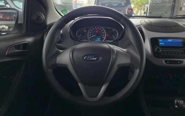 imagem-https://www.socarrao.com.br/sc-vehicle-images-prod/3441907/1788273353643-07a5cebc39e14c048a1fa57cbad619f0_1788273283442.jpg