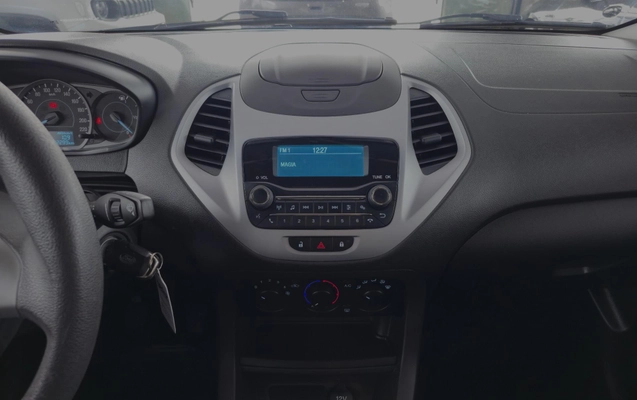 imagem-https://www.socarrao.com.br/sc-vehicle-images-prod/3441907/1788273353644-10a92f9f25644d95b5984547b187b157_1788273283447.jpg