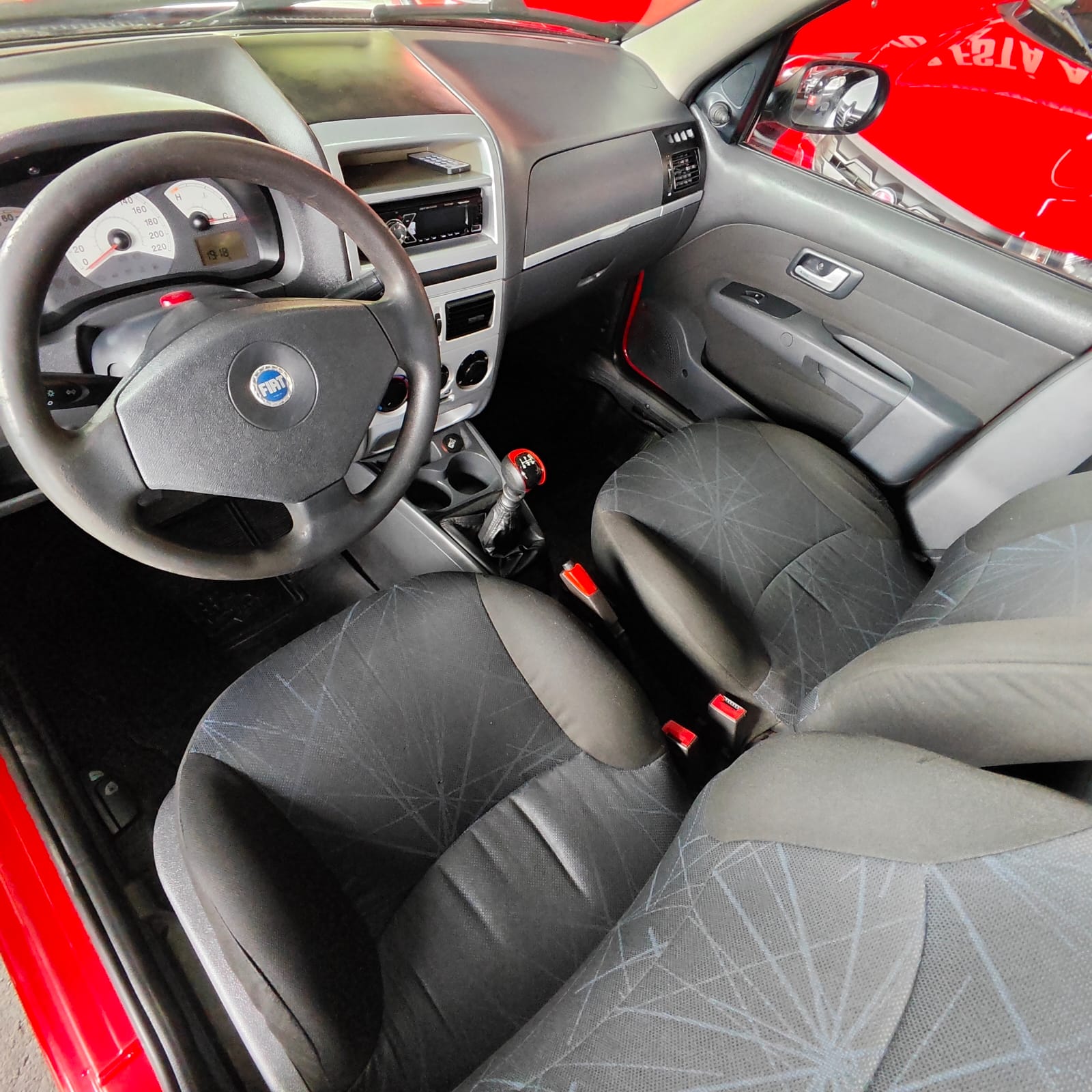 imagem-https://www.socarrao.com.br/sc-vehicle-images-prod/3442/1769987755721-6886863OR_1756593860_32_630.jpg