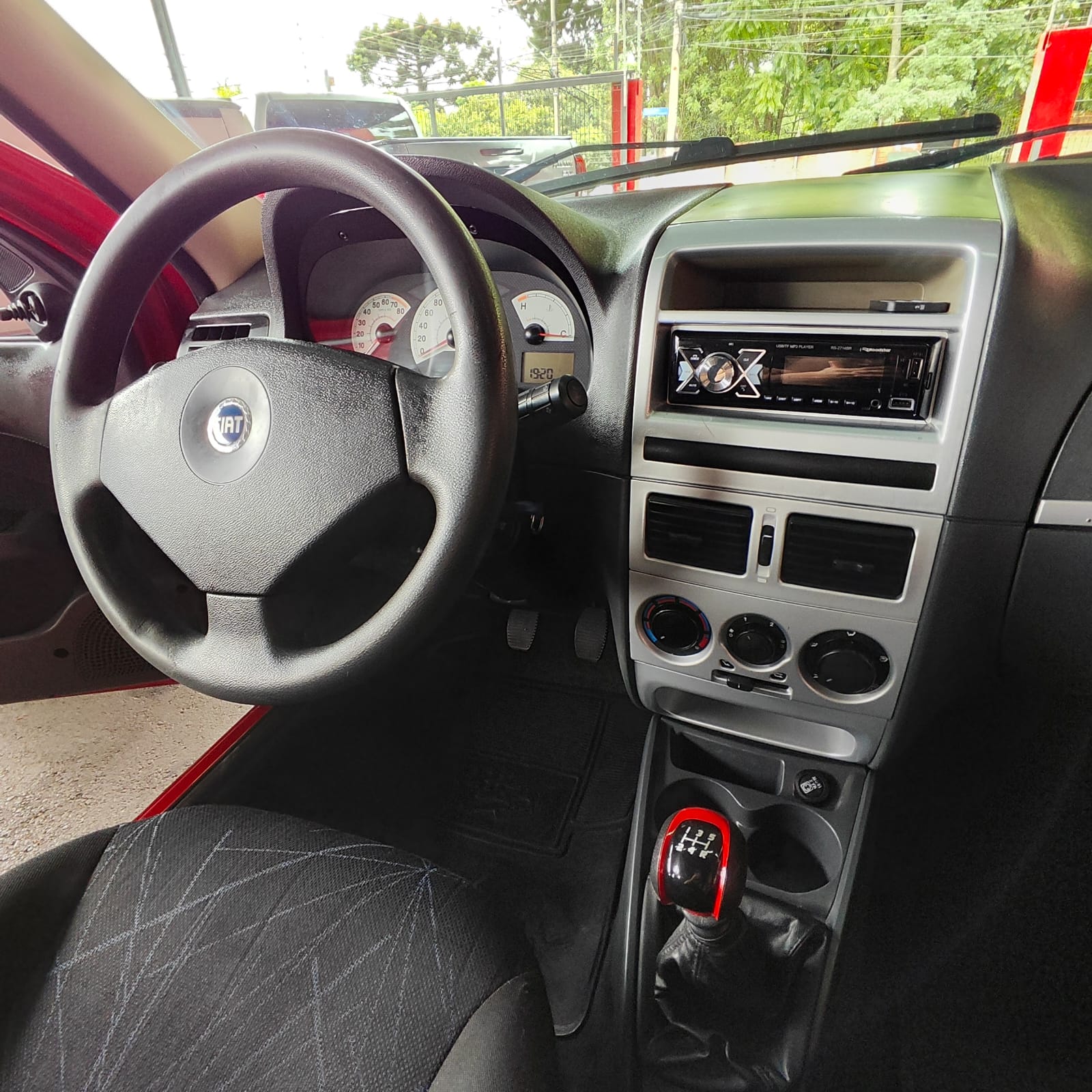 imagem-https://www.socarrao.com.br/sc-vehicle-images-prod/3442/1769987755721-6886863OR_1756593865_52_440.jpg
