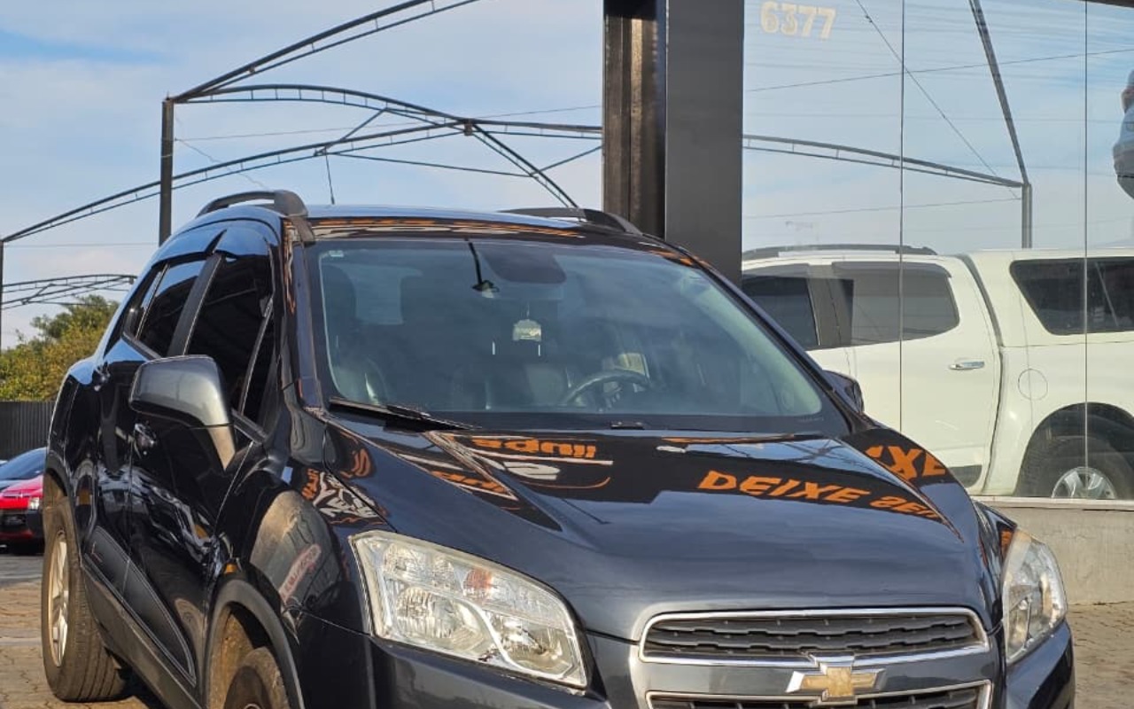 Chevrolet Tracker 2014 Preto — foto 1 de 3