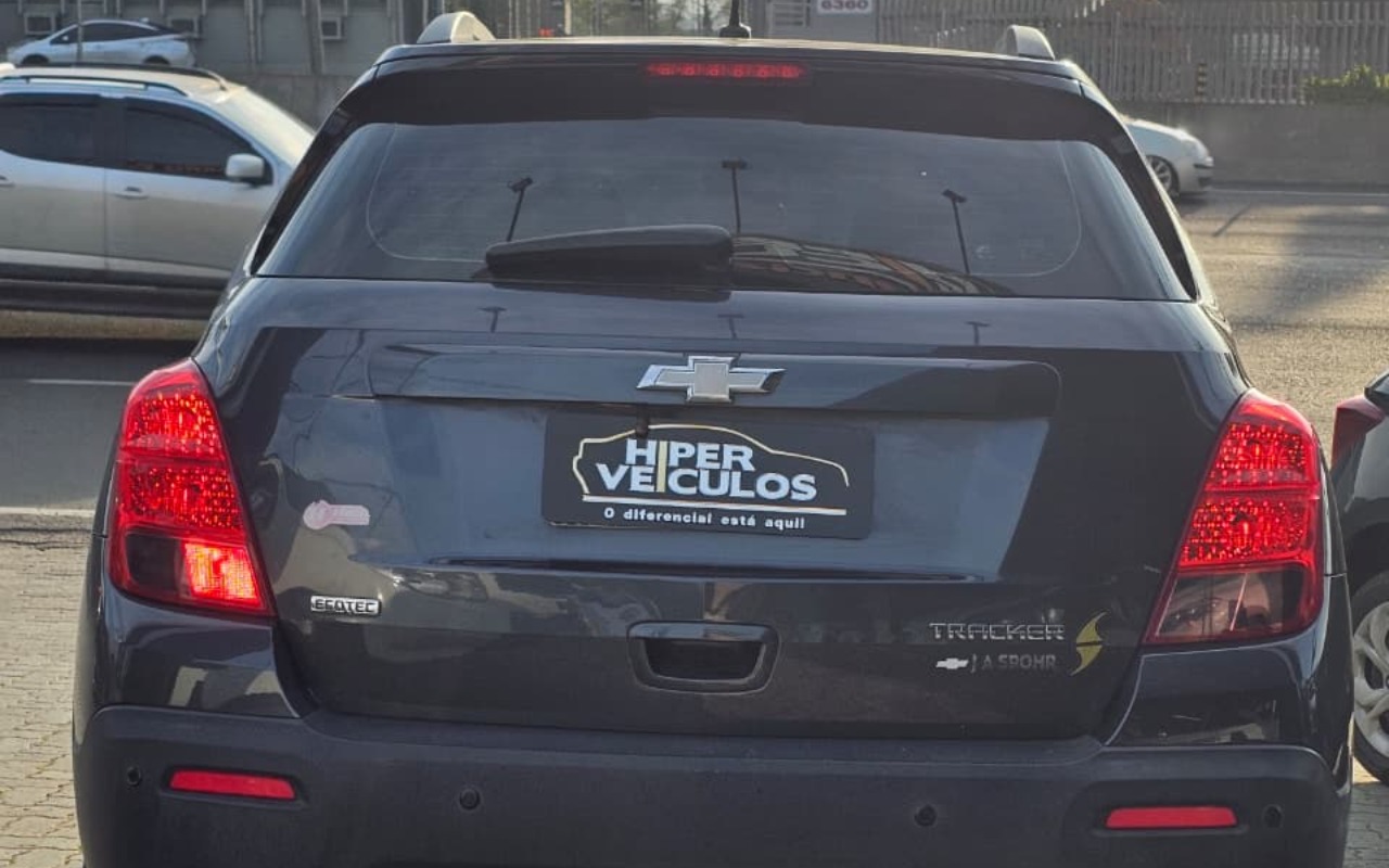 imagem-https://www.socarrao.com.br/sc-vehicle-images-prod/3442217/1787695763433-YWU4ODFlOTAtMDc4ZS00MWFkLTk3MzMtZDg4ZTU3ZDNhNjRiLmpwZw.jpg